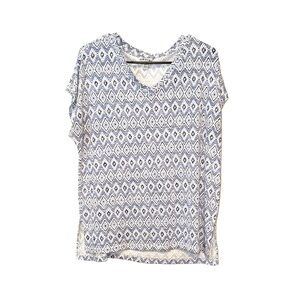 Orvis Blue, White, & Gray Diamond Pattern V-Neck Blouse